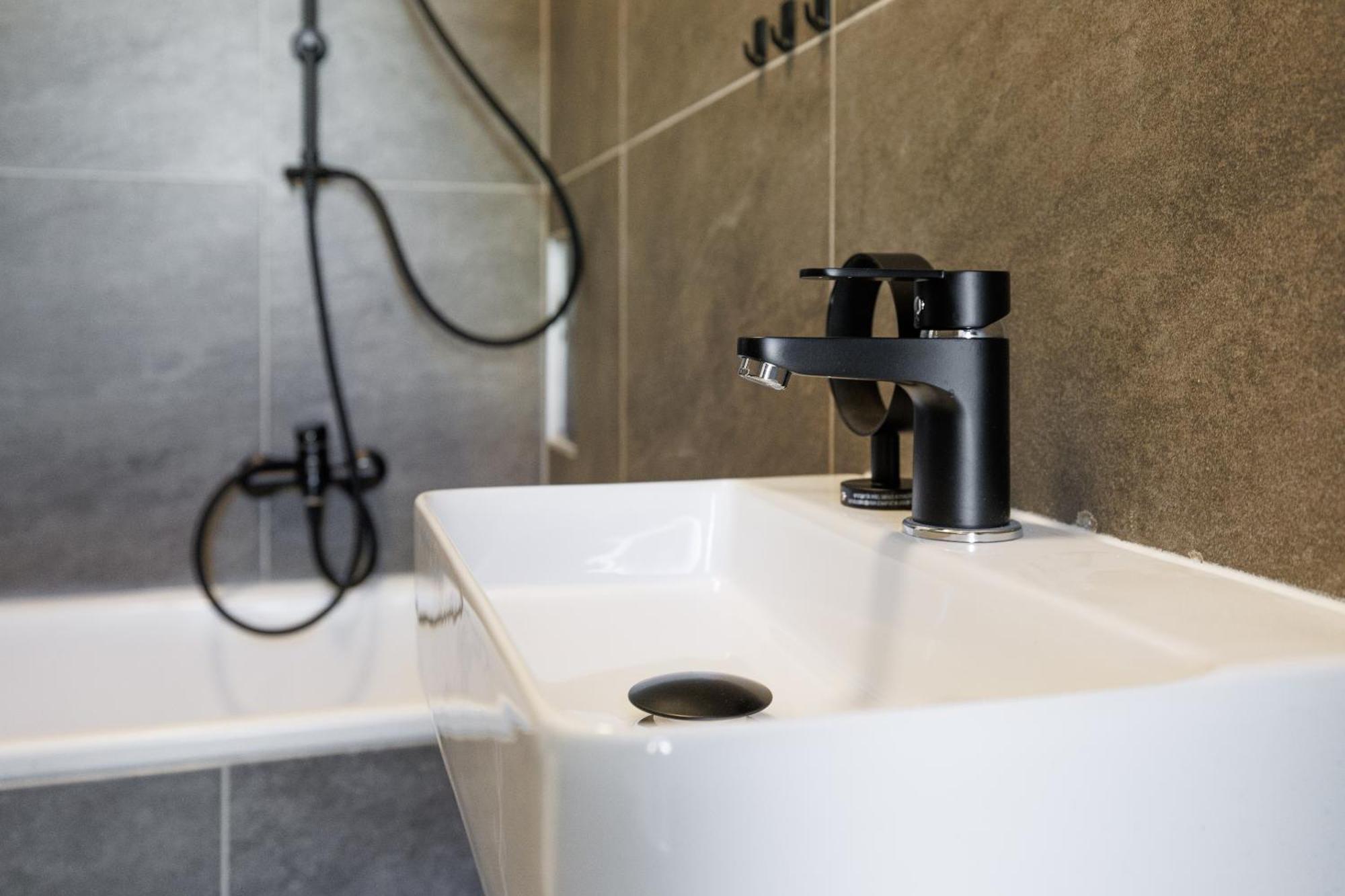 - Hauptbahnhof Apartament